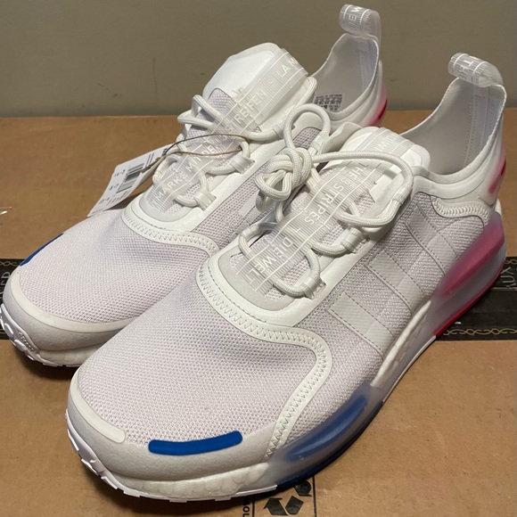 Brand new Adidas NMD_R1 - Picture 4 of 5